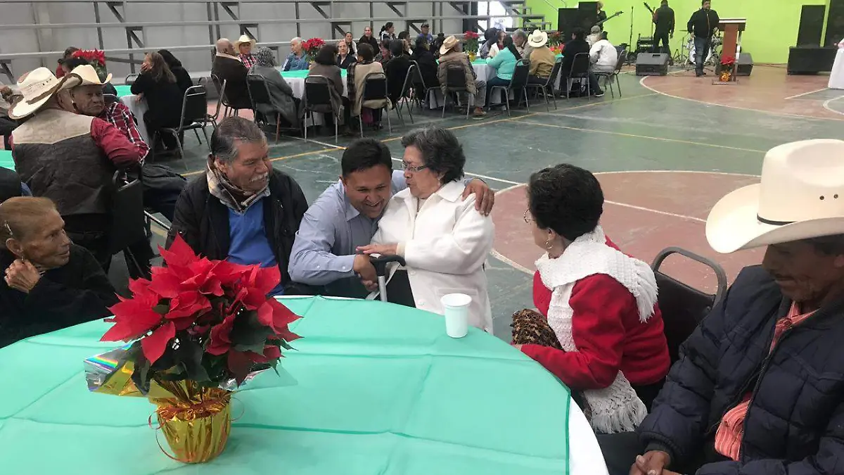 El alcalde Jaime Escajeda Martínez encabezó el festejo